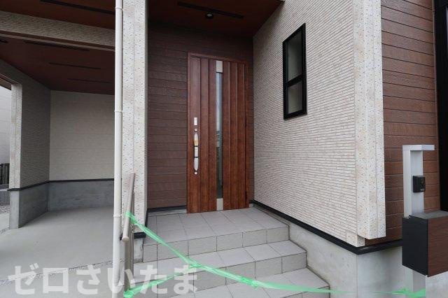 《仲介手数料無料》川越市仙波町４丁目25-51新築一戸建てブルーミングガーデンの玄関