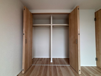 【収納】 | ハッコー稲毛マンション | 収納豊富で日々の生活もスッキリします！
大切なお洋服も沢山収納出来ます♪
