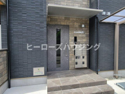 【エントランス】 | ベリッシモ蛍池