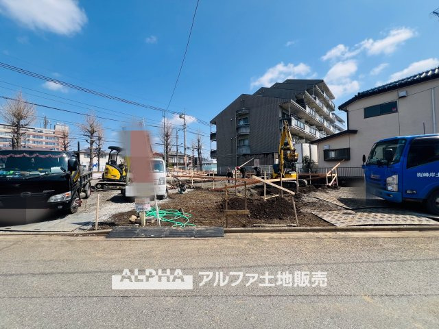 ~昭島田中町４棟現場~New Residential Subdivision　C号棟の外観|【A cozy space】◆余白のある暮らし◆
人を招いても、ひとりで過ごしても心地よい住空間。
温もりを感じるこの場所が、暮らしの輪郭をやさしく描いていく。