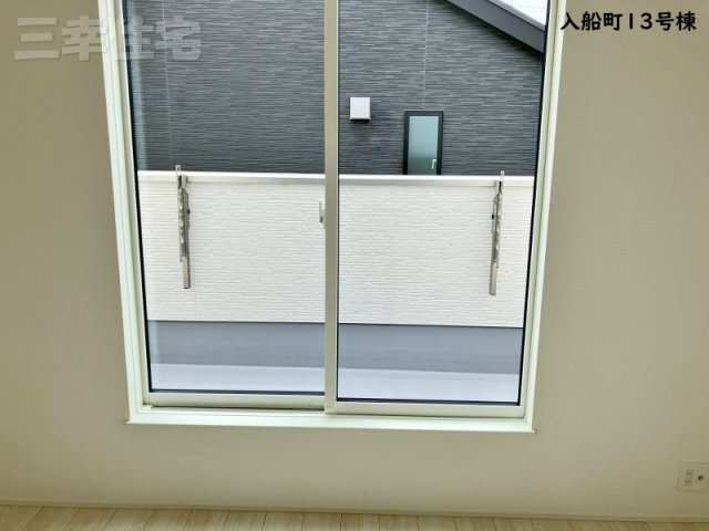 碧南市入船町の設備|バルコニーには物干し設備があります