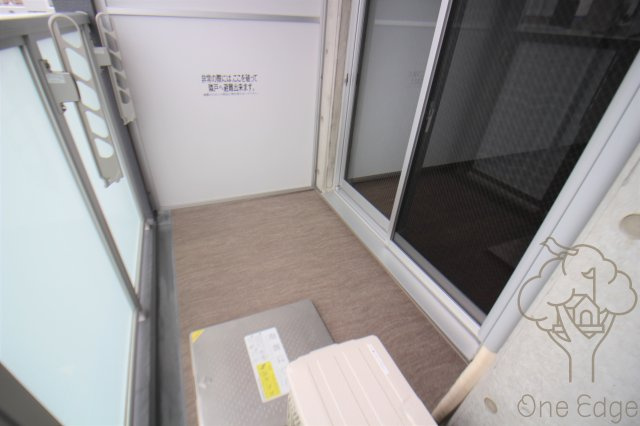 SK TRUST BLDのバルコニー