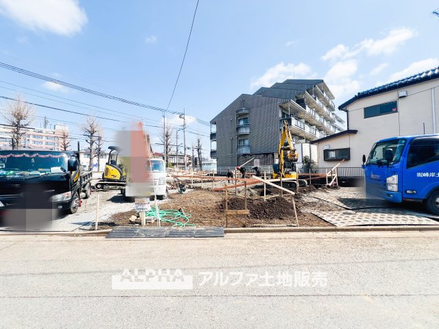 ~昭島田中町４棟現場~New Residential Subdivision　D号棟の外観|【A place that feels right】◆自然と人が集まる◆
広がりを感じる住空間と、手触りのある落ち着いた雰囲気。
ここで重ねる毎日が、暮らし方そのものを静かに変えていく。