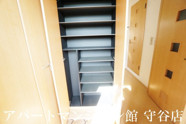 リビングタウン百合ヶ丘の収納