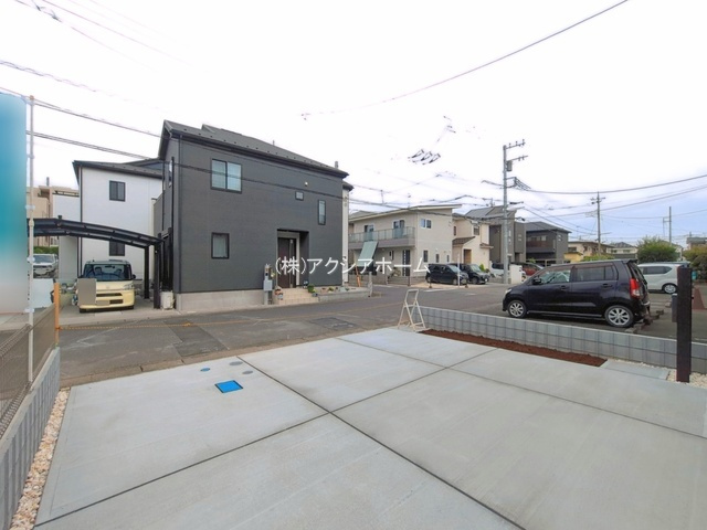入間市久保稲荷5丁目・全2棟　新築一戸建　1号棟の駐車場|現地写真（2026年7月7日撮影）
