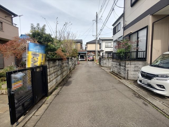 【前面道路含む現地写真】 | 鶴ヶ島市鶴ケ丘 | 都市ガス・本下水