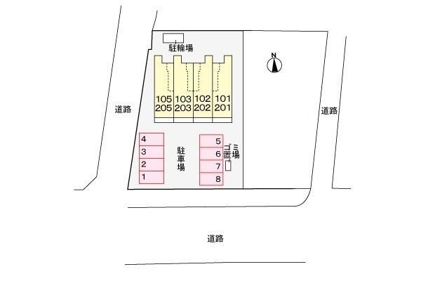 ウエストハウスの駐車場