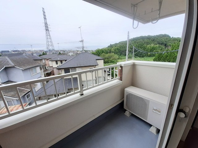 さくらヒルズ霞台　壱番館のバルコニー