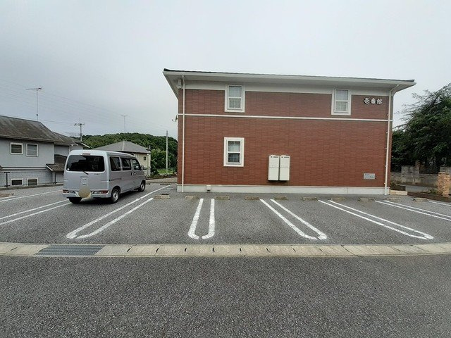 さくらヒルズ霞台　壱番館の駐車場