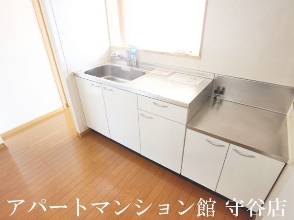 さくらヒルズ霞台　壱番館のキッチン