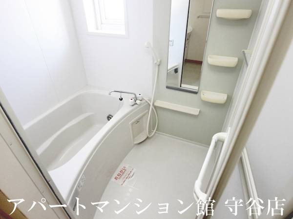 さくらヒルズ霞台　壱番館の浴室