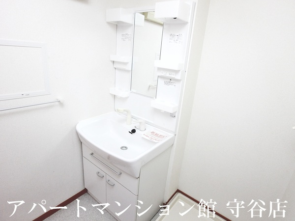 さくらヒルズ霞台　壱番館の独立洗面台