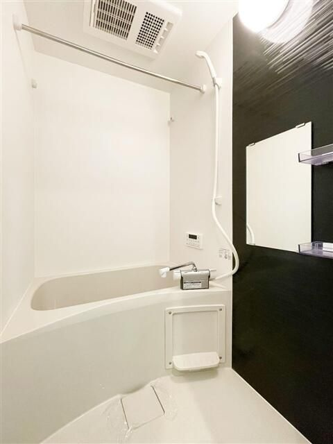 ウエストガーデン所沢上安松の浴室