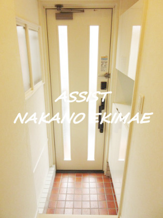 高円寺北3丁目37戸建の玄関