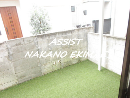 高円寺北3丁目37戸建のバルコニー