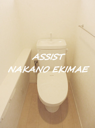 高円寺北3丁目37戸建のトイレ