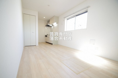 【居間・リビング】 | エスワンハイツ古淵 | 白基調の清潔感あるお部屋♪