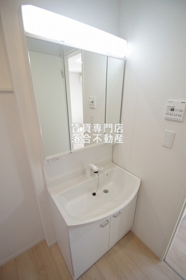 【独立洗面台】 | エスワンハイツ古淵 | 独立洗面化粧台付き