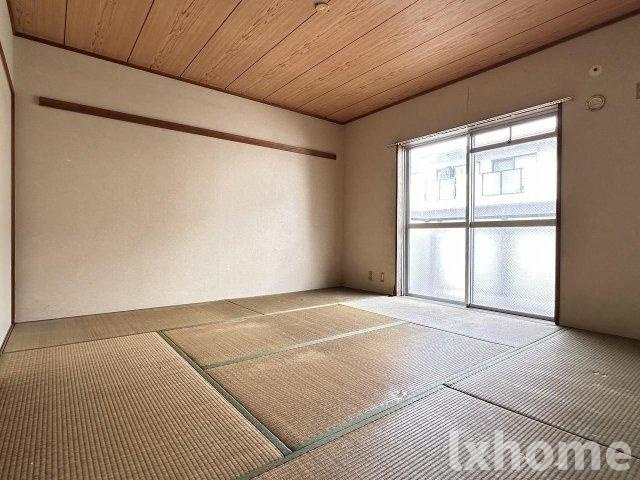 エクセレントライフ真砂の内装|明るい室内です