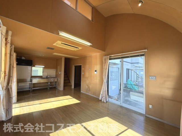 西辛川Ｏ邸貸家の居間・リビング