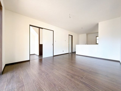 【居間・リビング】 | 高崎市下室田町　中古住宅