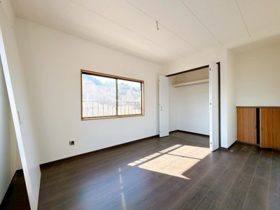【洋室】 | 高崎市下室田町　中古住宅