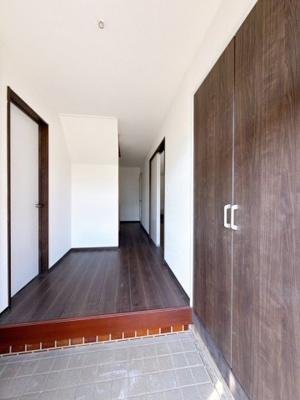 【玄関】 | 高崎市下室田町　中古住宅