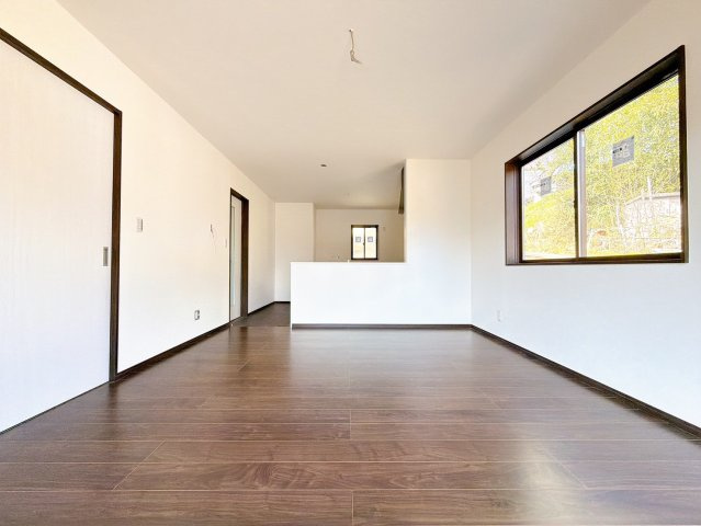 【居間・リビング】 | 高崎市下室田町　中古住宅