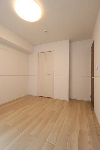 【寝室】 | テナム　プレッソ　メゾン
