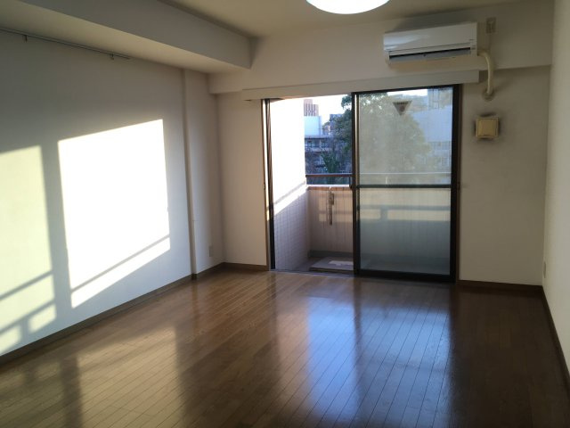 シーアイマンション根津宮永の居間・リビング