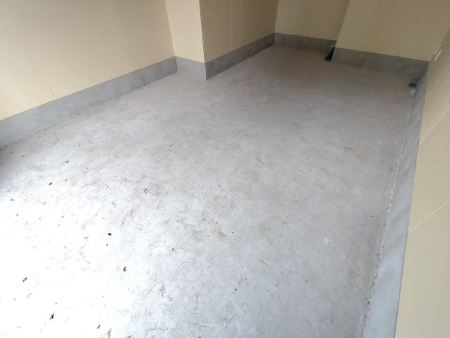 ルミナーレ新小岩の洋室