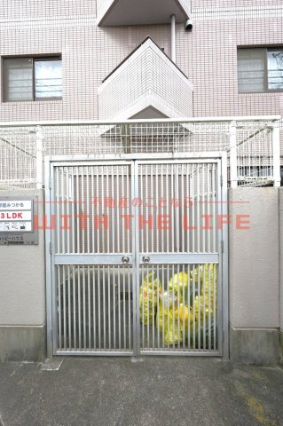 アルテハイム宮ノ陣【10,000円キャッシュバック対象物件】のその他共用部分|落ち着いたロビーです