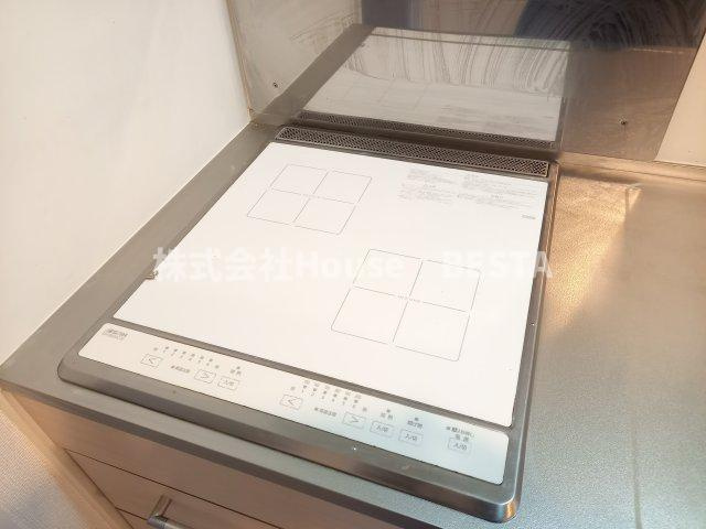 SERENiTE三宮のキッチン