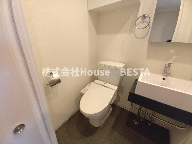 SERENiTE三宮のトイレ