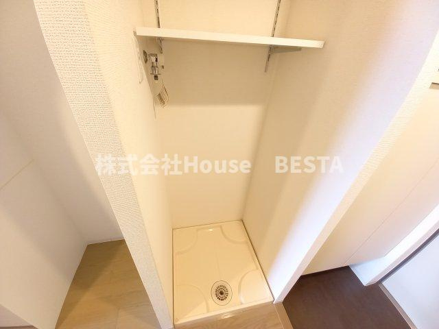 SERENiTE三宮の洗面所