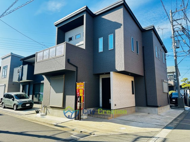 海老名市中新田4丁目の外観