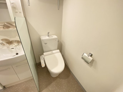 【トイレ】 | ＴＫアンバーコート宿院 | コンパクトで使いやすいトイレです