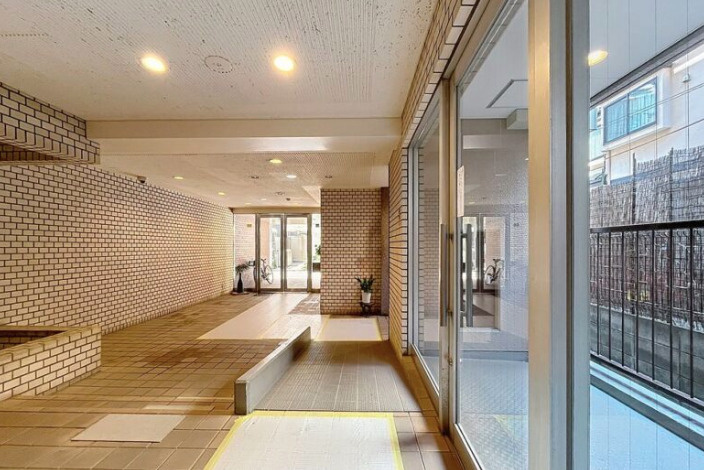 トーア 第２亀戸マンション　4階　角　部屋　リ　ノベーションのエントランス