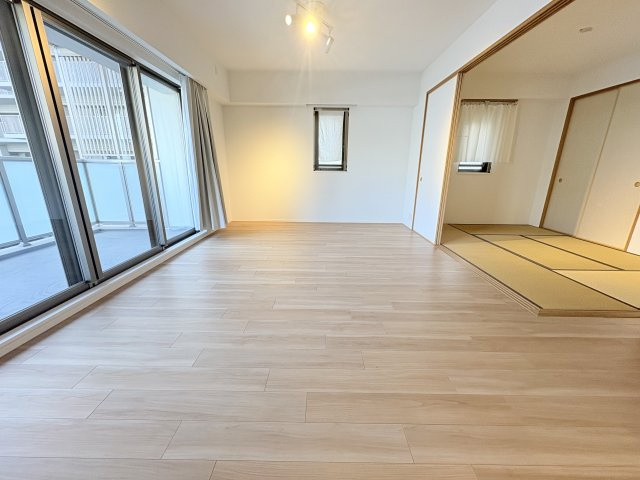 プラウドシティ神戸西神南の居間・リビング