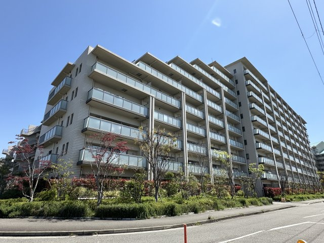 プラウドシティ神戸西神南の外観