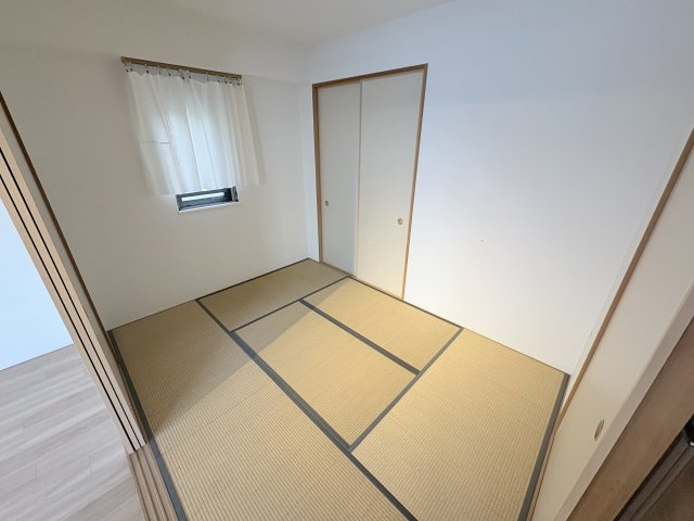 プラウドシティ神戸西神南の和室
