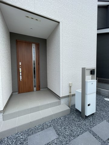 新築戸建・新築建売　桐生市相生町2丁目24-1期　相生小学校・相生中学校の玄関