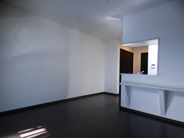 コンティニューム宇品の居間・リビング