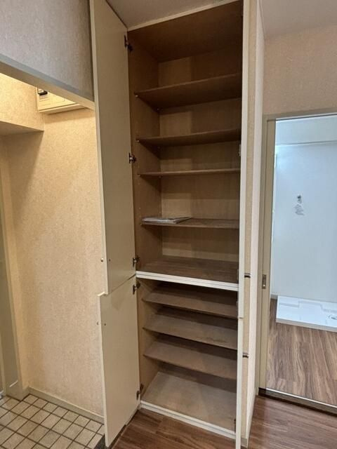 メゾンタカノハの玄関