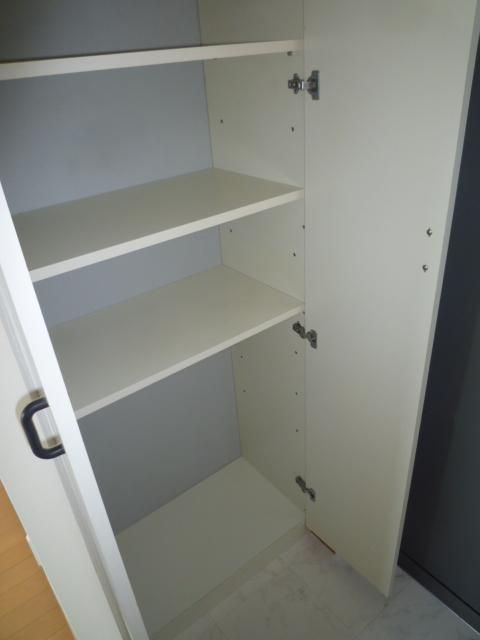 コモド駒込ハイツの収納