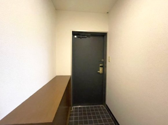 福井市順化２丁目の賃貸マンションの玄関