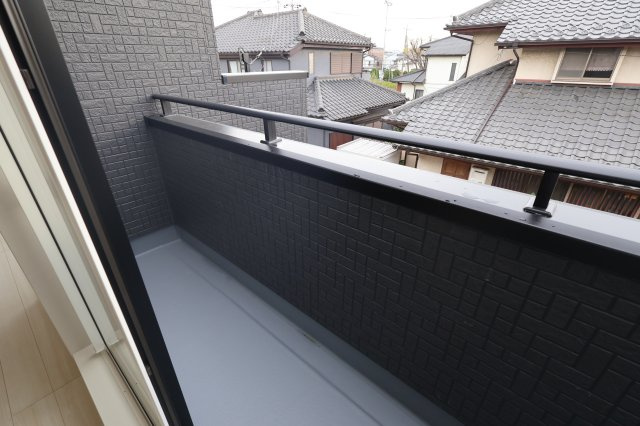 《仲介手数料無料》川越市大字並木1-19新築一戸建てブルーミングガーデンのバルコニー