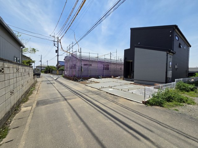 太田第2鳥山中町　1号棟　Livele Garden.Sの前面道路含む現地写真|現地写真　東側前面道路幅員約4.6ｍ