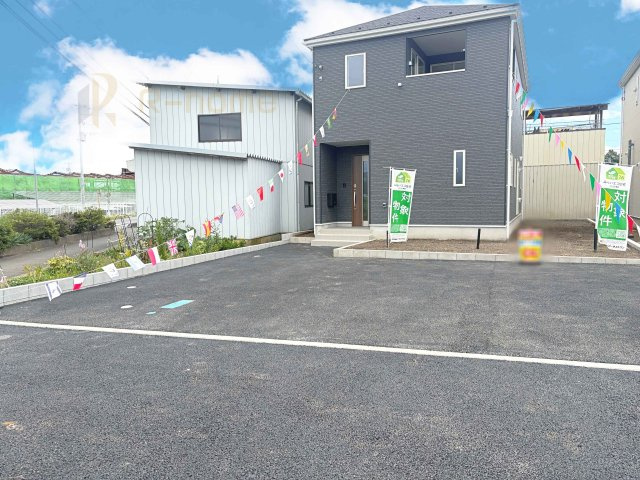 小美玉市羽刈第3　新築戸建て　1号棟の駐車場|カースペースは2台お停めいただけます♪