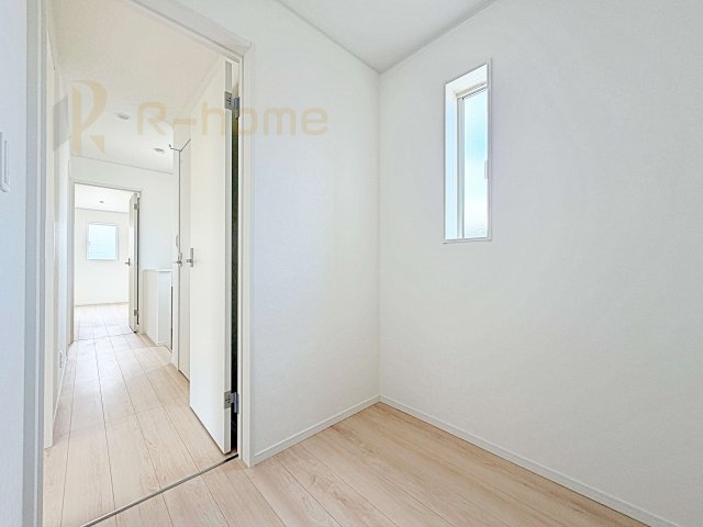 小美玉市羽刈第3　新築戸建て　1号棟のその他|2階に2帖のサービスルーム！収納や趣味部屋など生活に合わせて活用できます♪